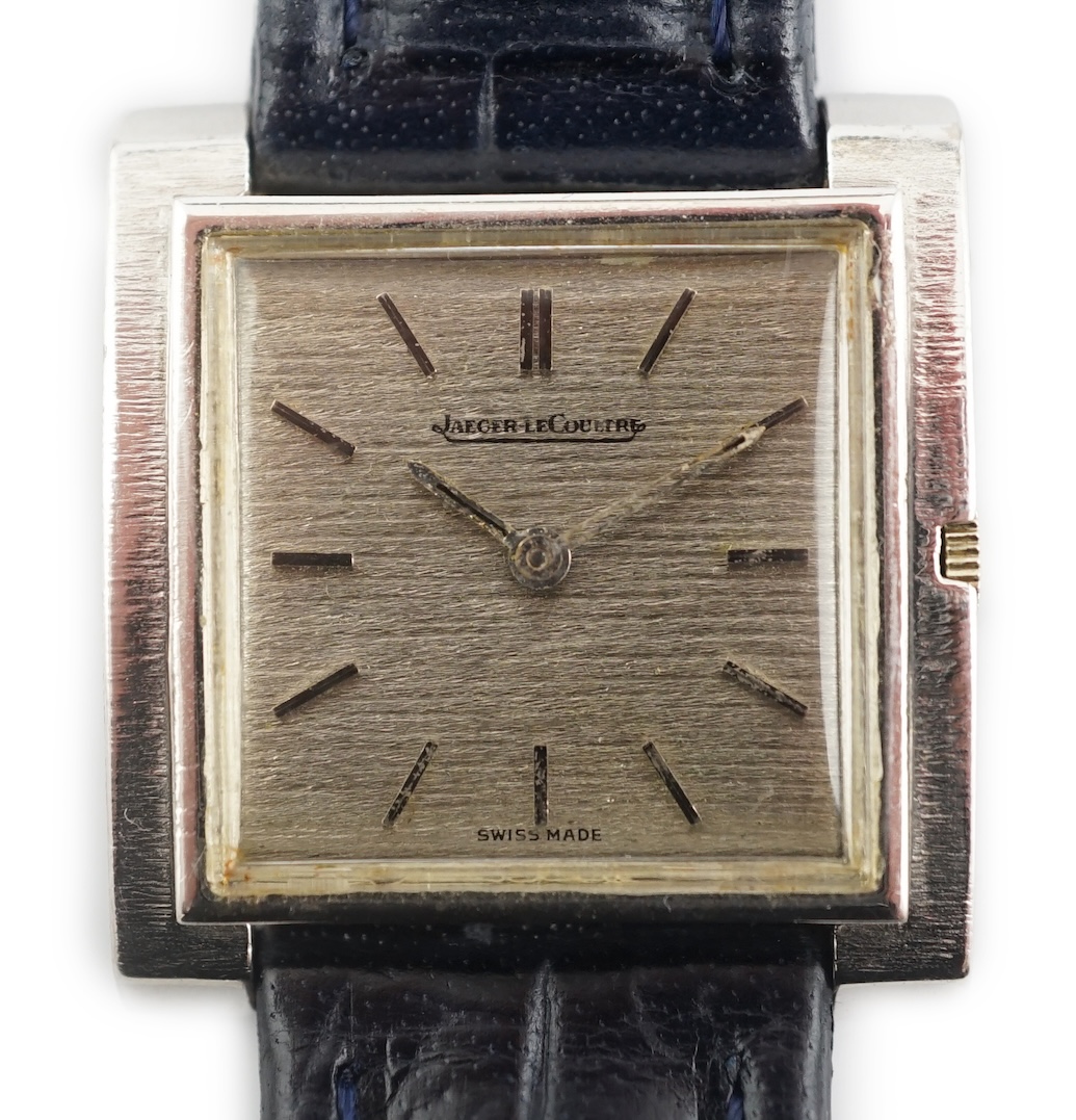 A gentleman's 18ct white gold Jaeger LeCoultre manual wind dress wrist watch